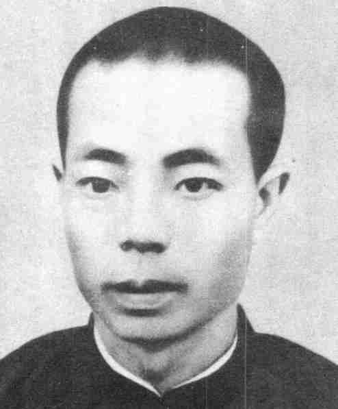 袁文才