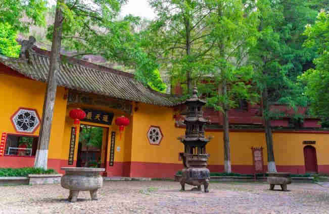 通天巖